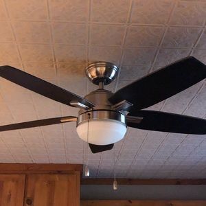 Hunter 52” Ceiling fan
